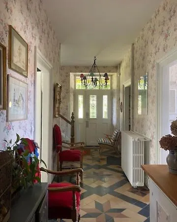 לינה וארוחת בוקר La Vieille Eglise